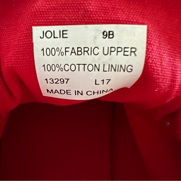 GORGEOUS! Lauren Ralph Lauren Cherry Red Satin Sneakers🍒 - Picture 10 of 11